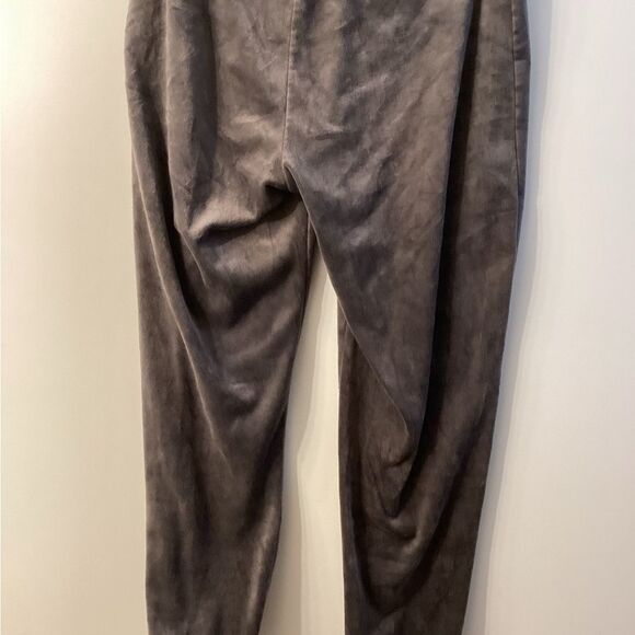 House of Harlow 1960 Lounge Ribbed Velour Pajama set Gray‎ - Picture 12 of 16